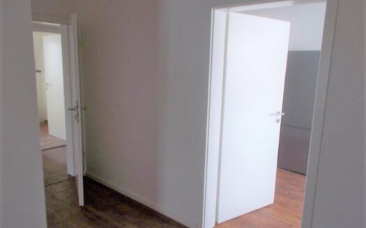 VERMIETET! 2 ZKB Wohnung mit Einbauküche in Kirtorf